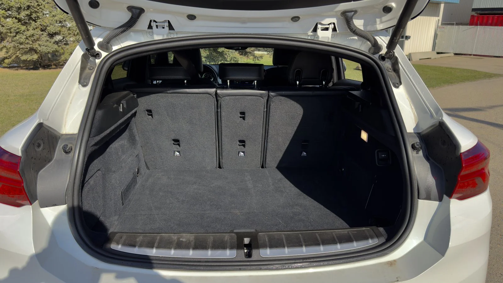 2022 BMW X2 xDrive28i used SUV thumbnail 17