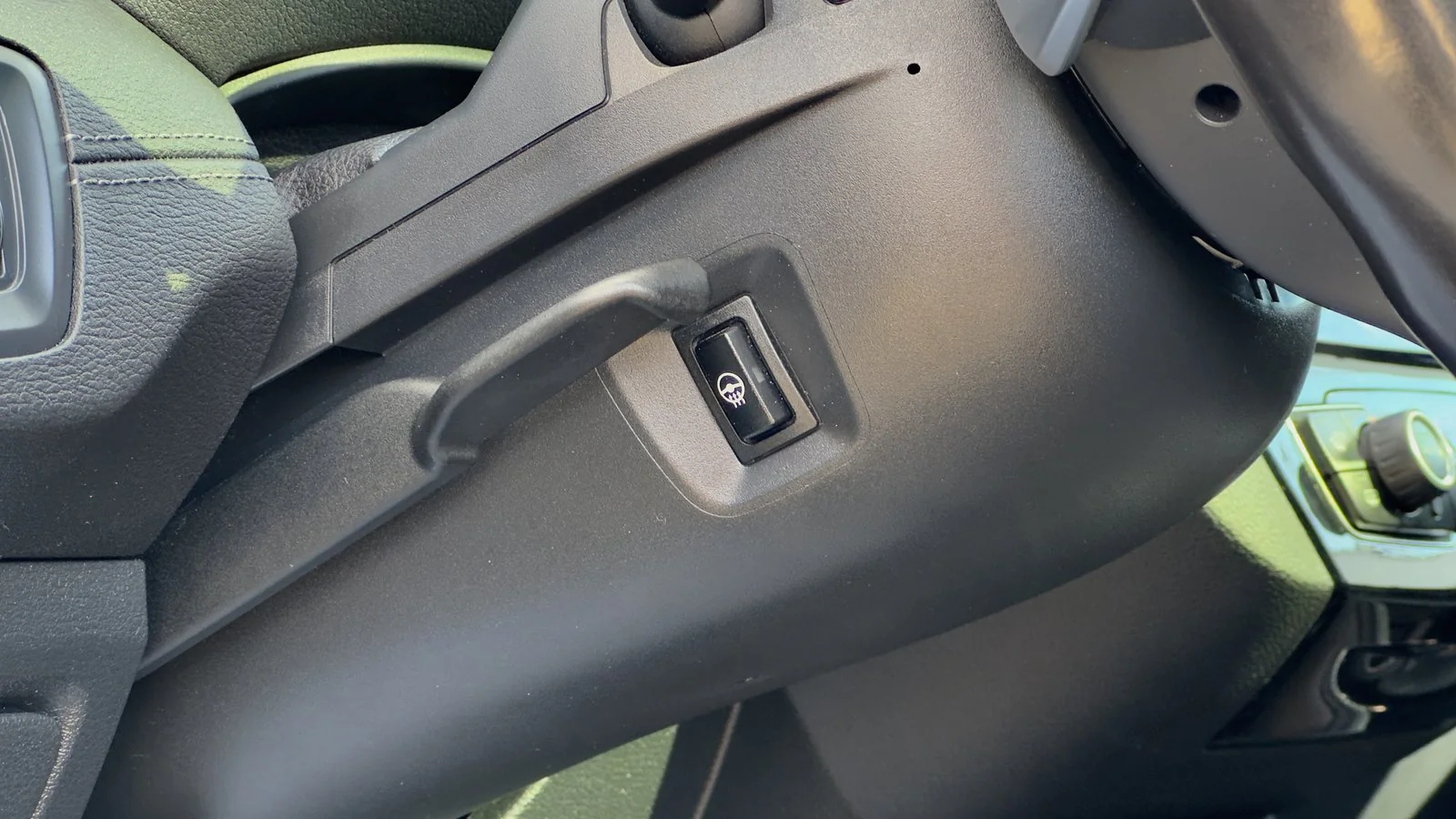 2022 BMW X2 xDrive28i used SUV thumbnail 29