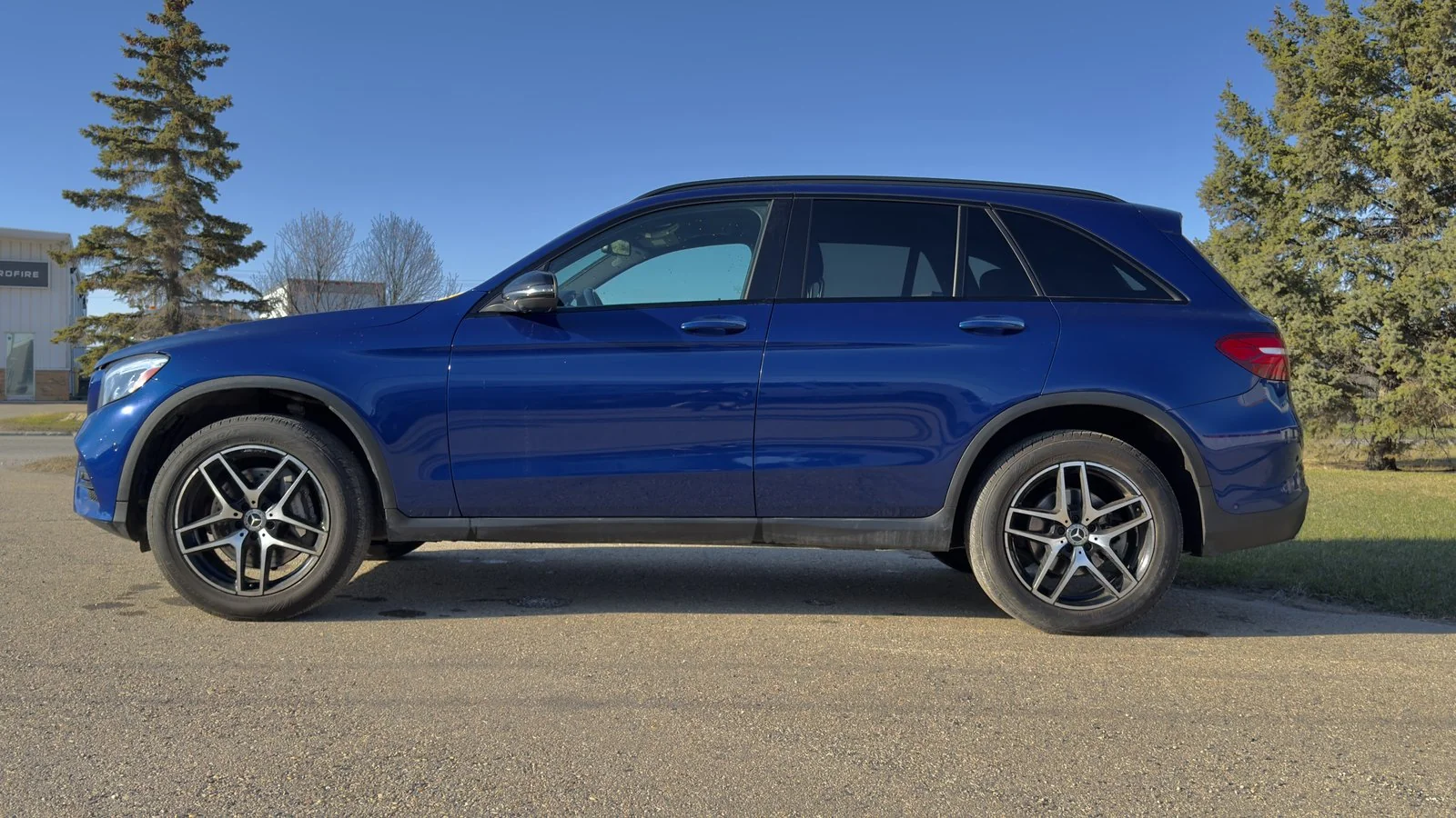 2019 Mercedes-Benz GLC-Class GLC300 used SUV thumbnail 4