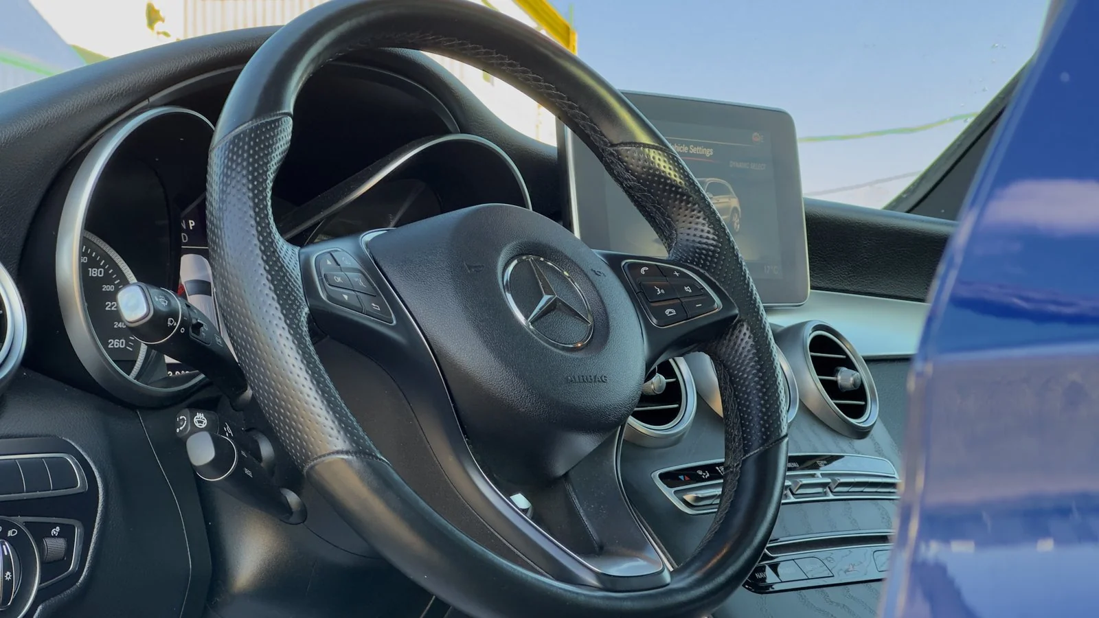 2019 Mercedes-Benz GLC-Class GLC300 used SUV thumbnail 13