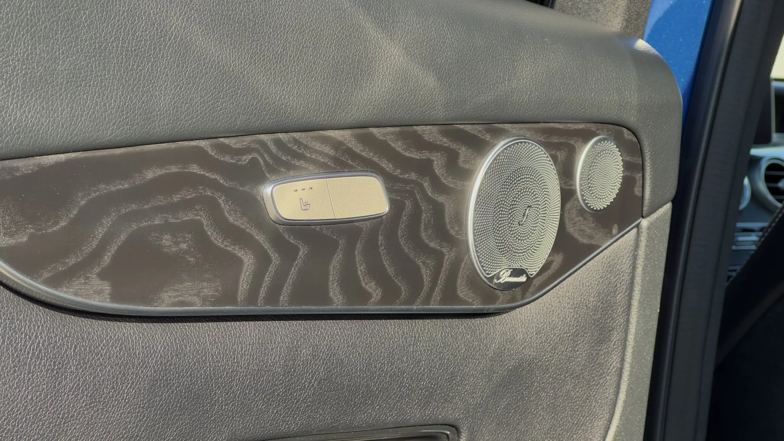 2019 Mercedes-Benz GLC-Class GLC300 used SUV thumbnail 19