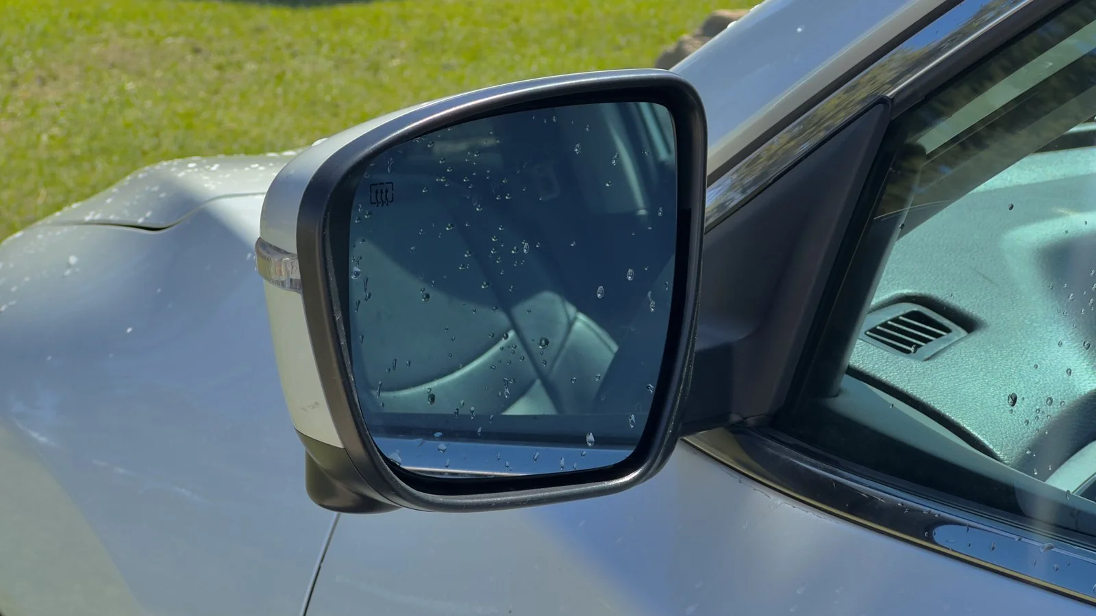 2017 Nissan Rogue SL used SUV thumbnail 10