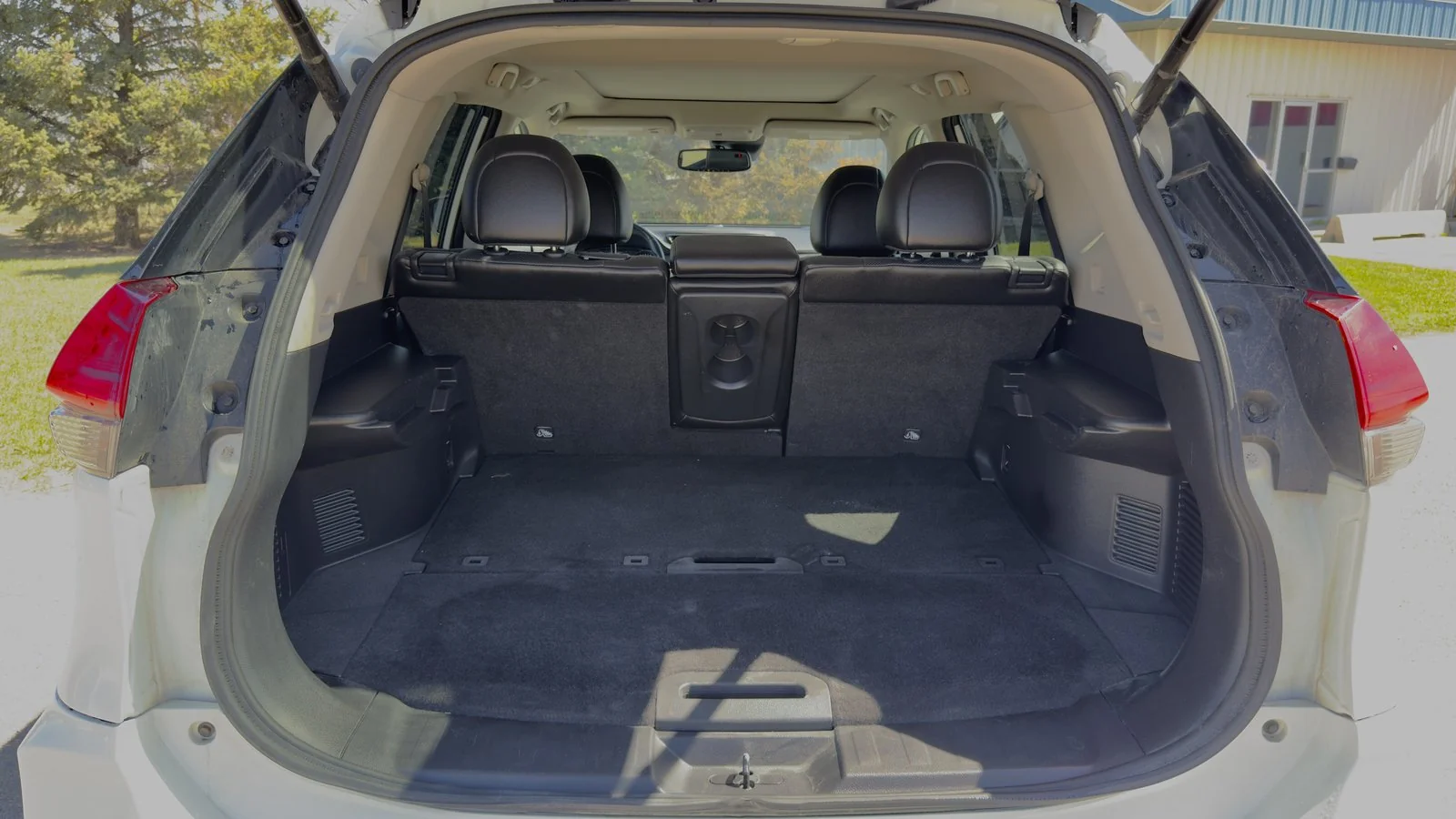 2017 Nissan Rogue SL used SUV thumbnail 21