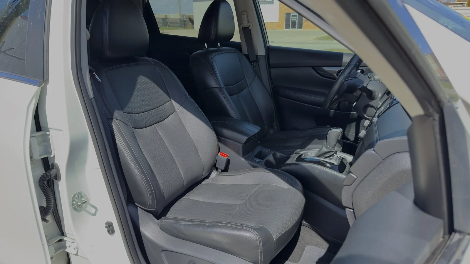 2017 Nissan Rogue SL used SUV thumbnail 23