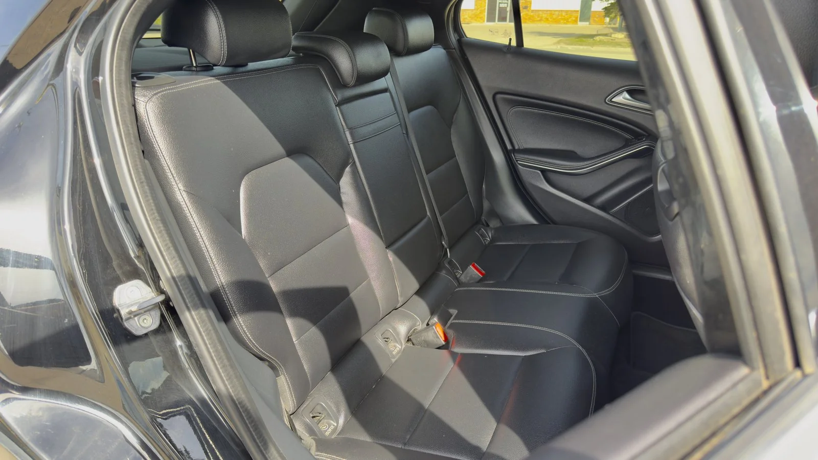 2020 Mercedes-Benz GLA250 4Matic used SUV thumbnail 20