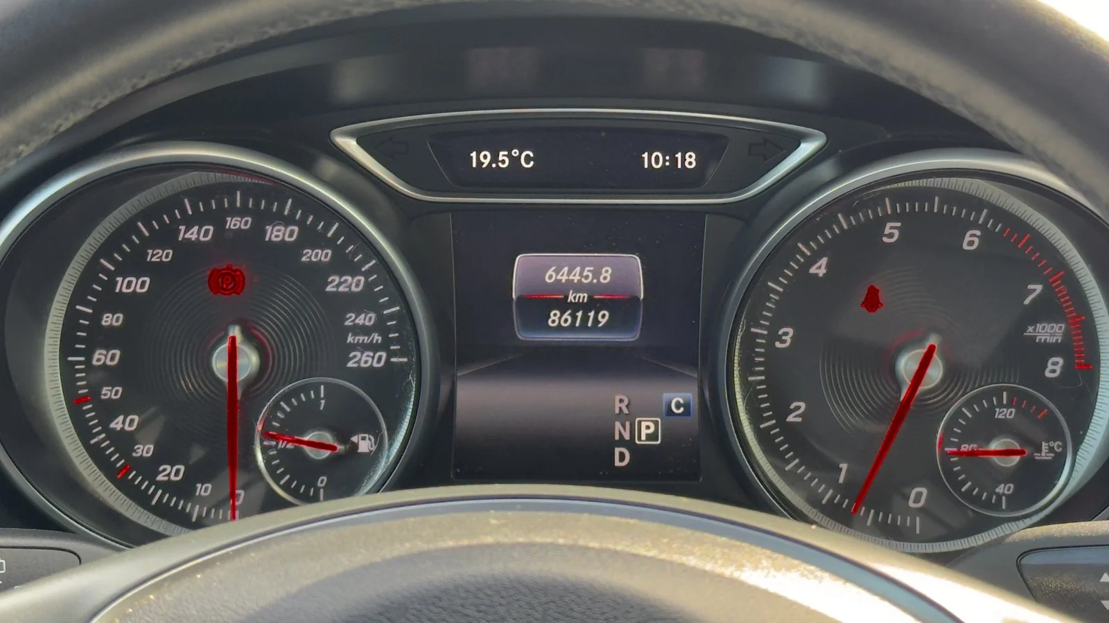 2020 Mercedes-Benz GLA250 4Matic used SUV thumbnail 25