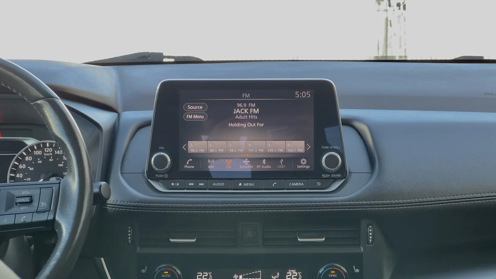 2023 Nissan Rogue S used SUV thumbnail 23
