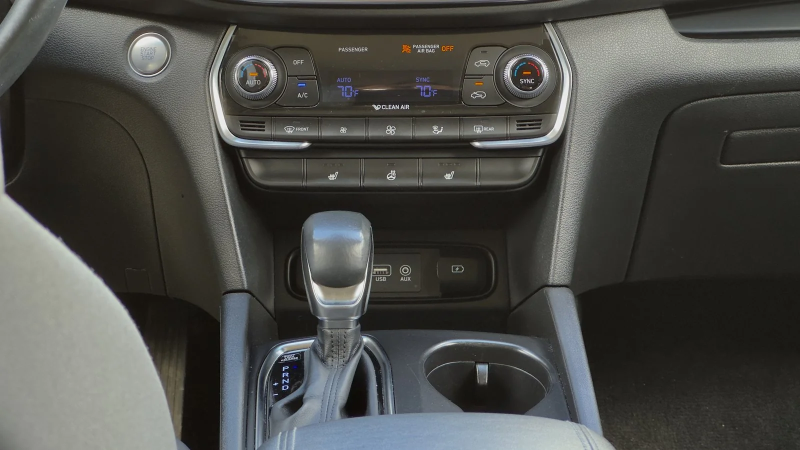 2020 Hyundai Santa Fe Preferred used SUV thumbnail 26