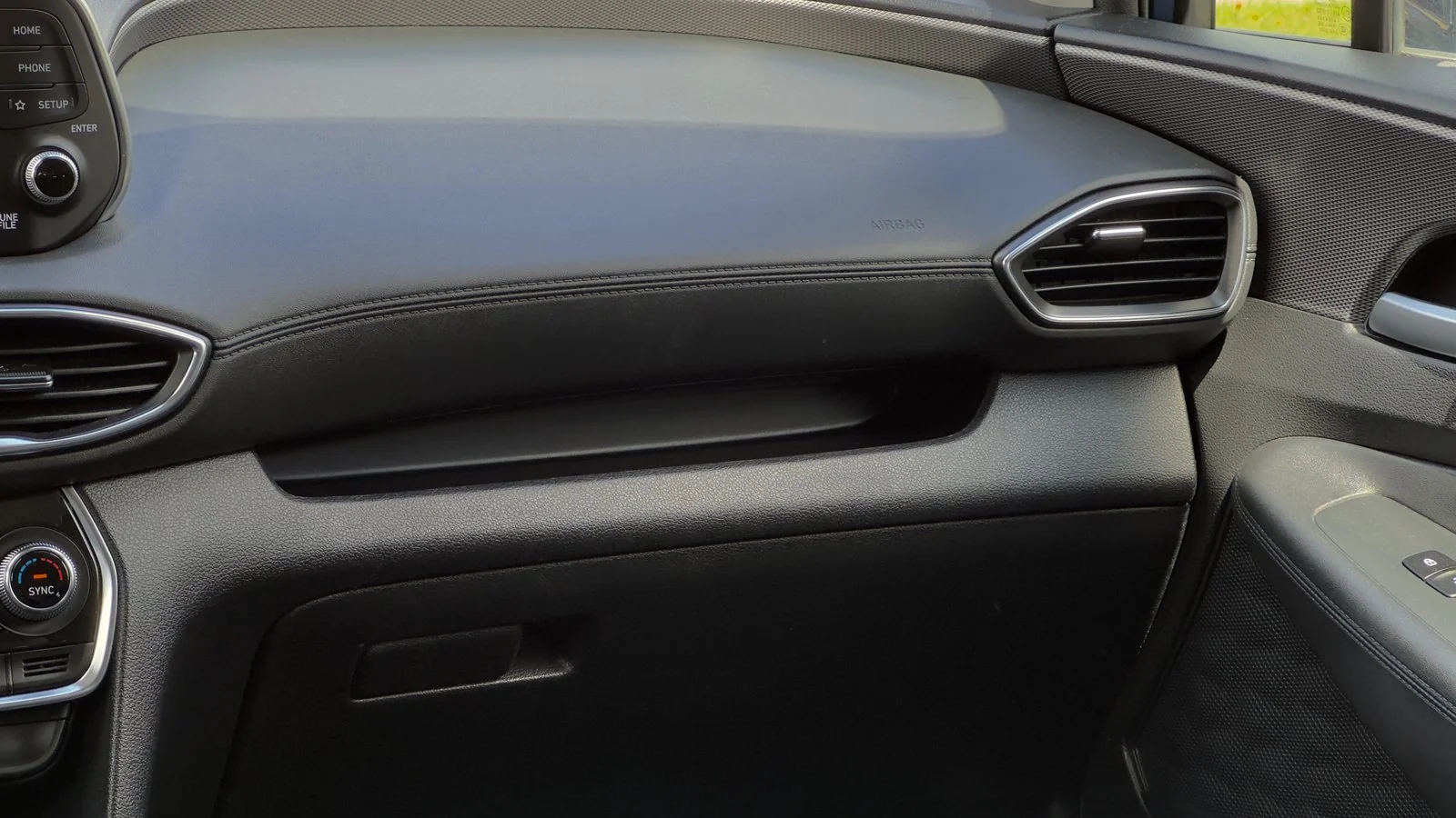 2020 Hyundai Santa Fe Preferred used SUV thumbnail 27