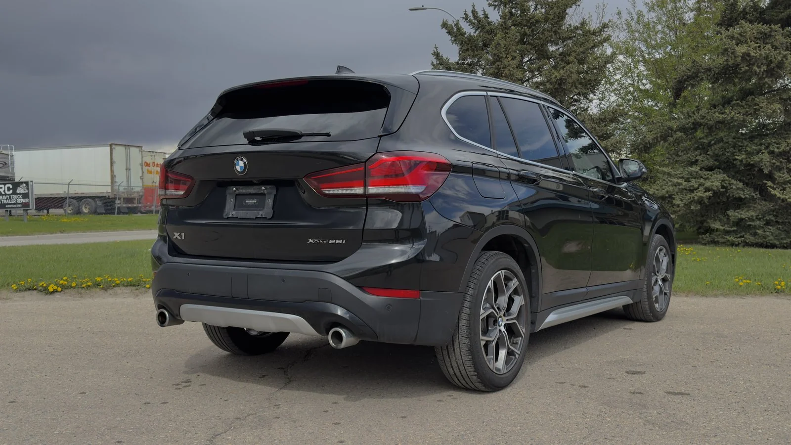 2021 BMW X1 xDrive28i used SUV thumbnail 8