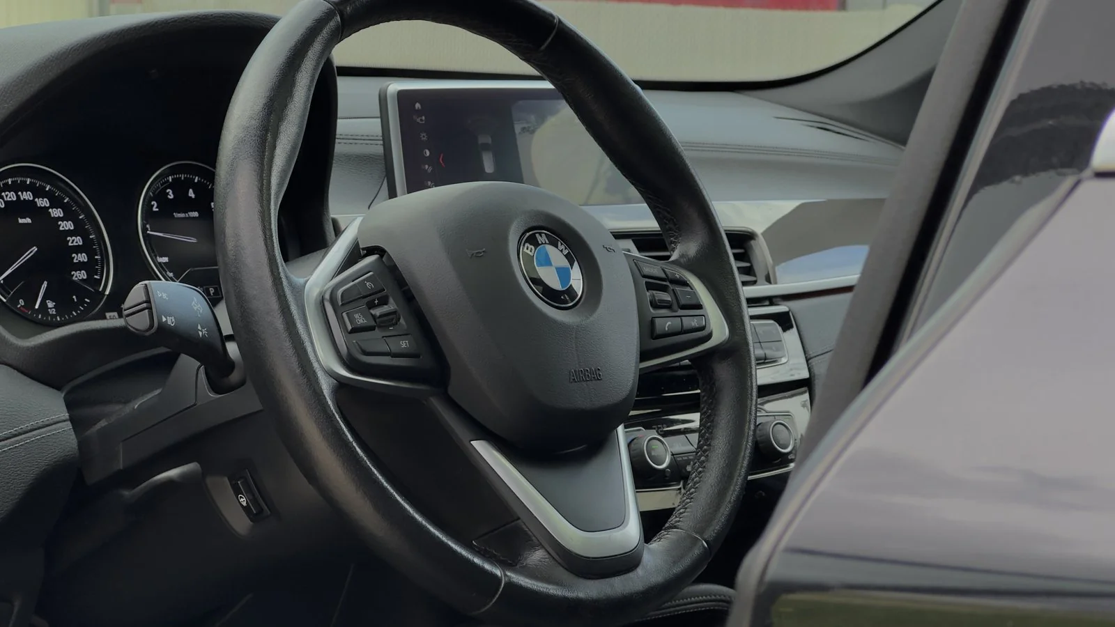 2021 BMW X1 xDrive28i used SUV thumbnail 14