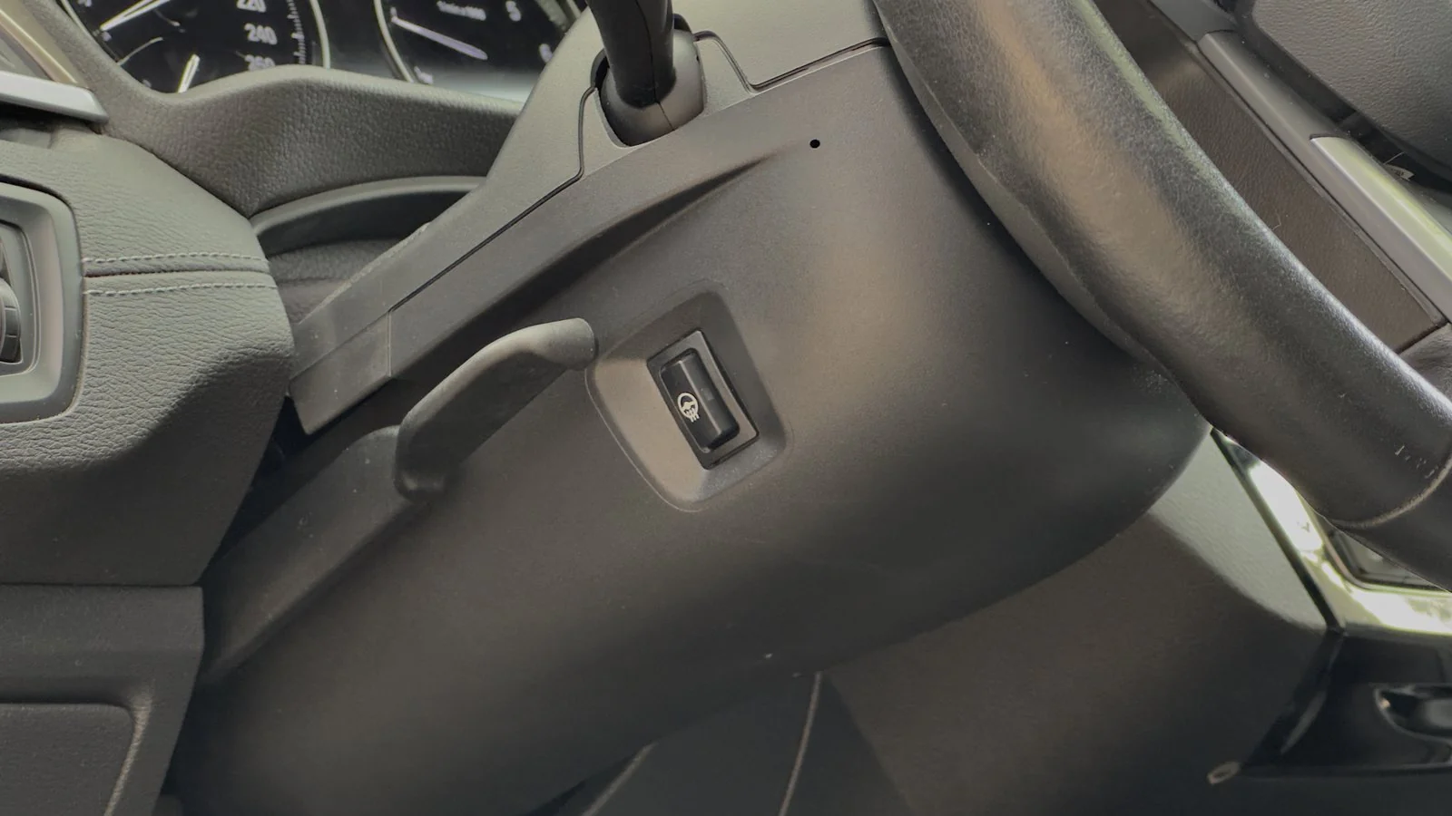 2021 BMW X1 xDrive28i used SUV thumbnail 17