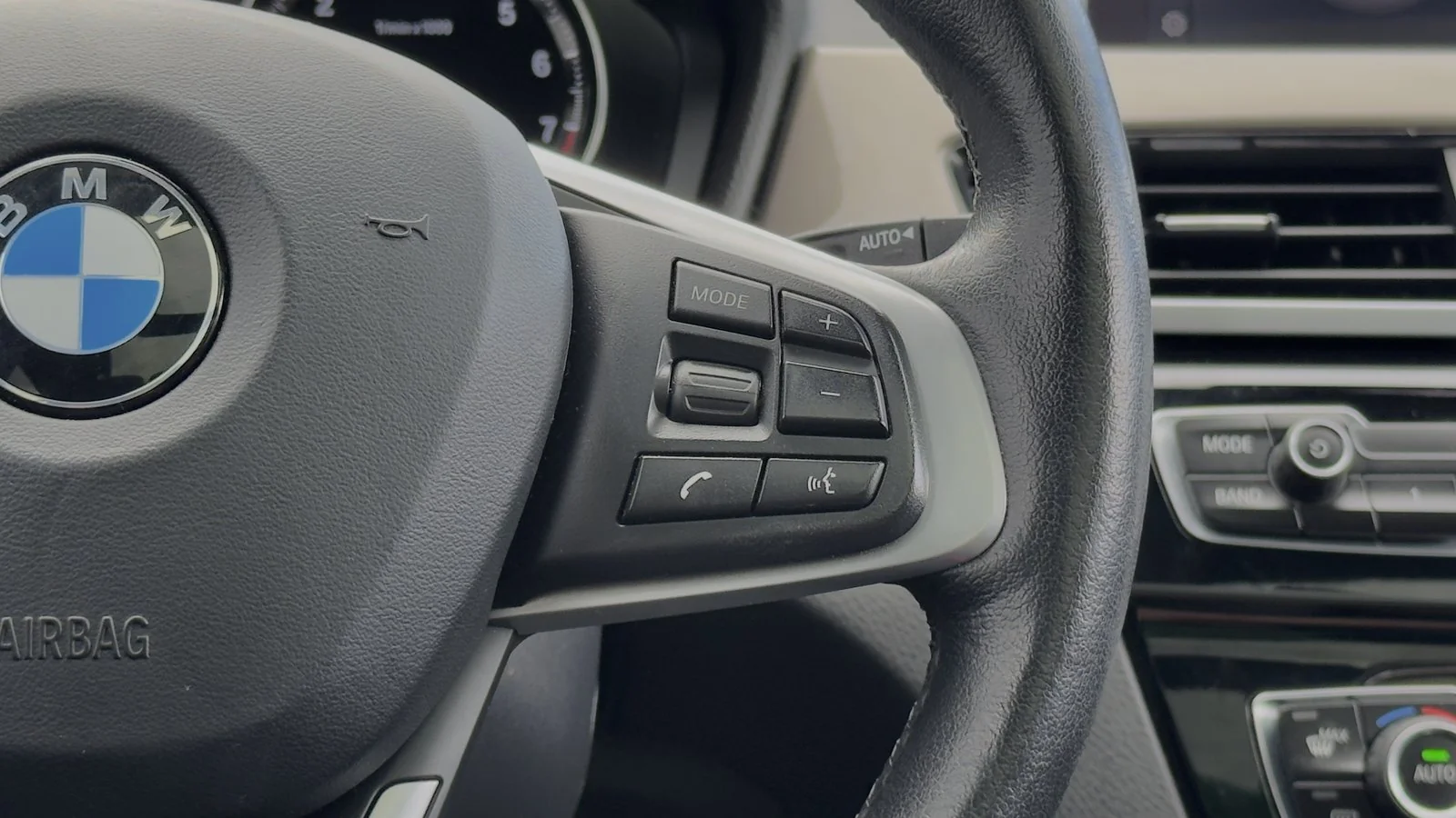 2021 BMW X1 xDrive28i used SUV thumbnail 26