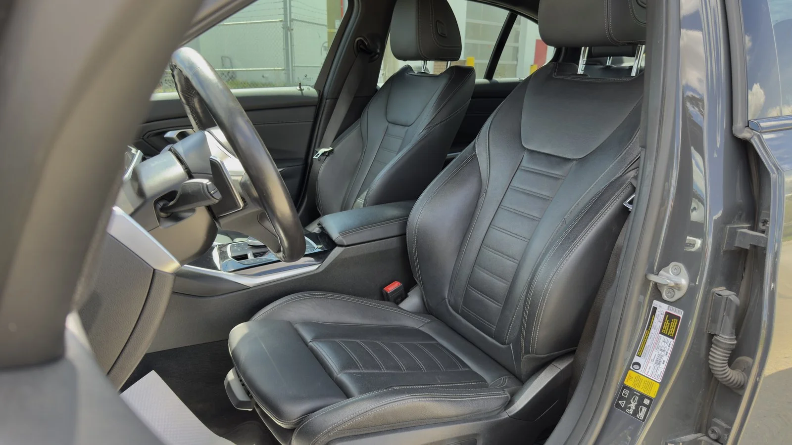 2023 BMW 3-SERIES 330XI used Sedan thumbnail 19
