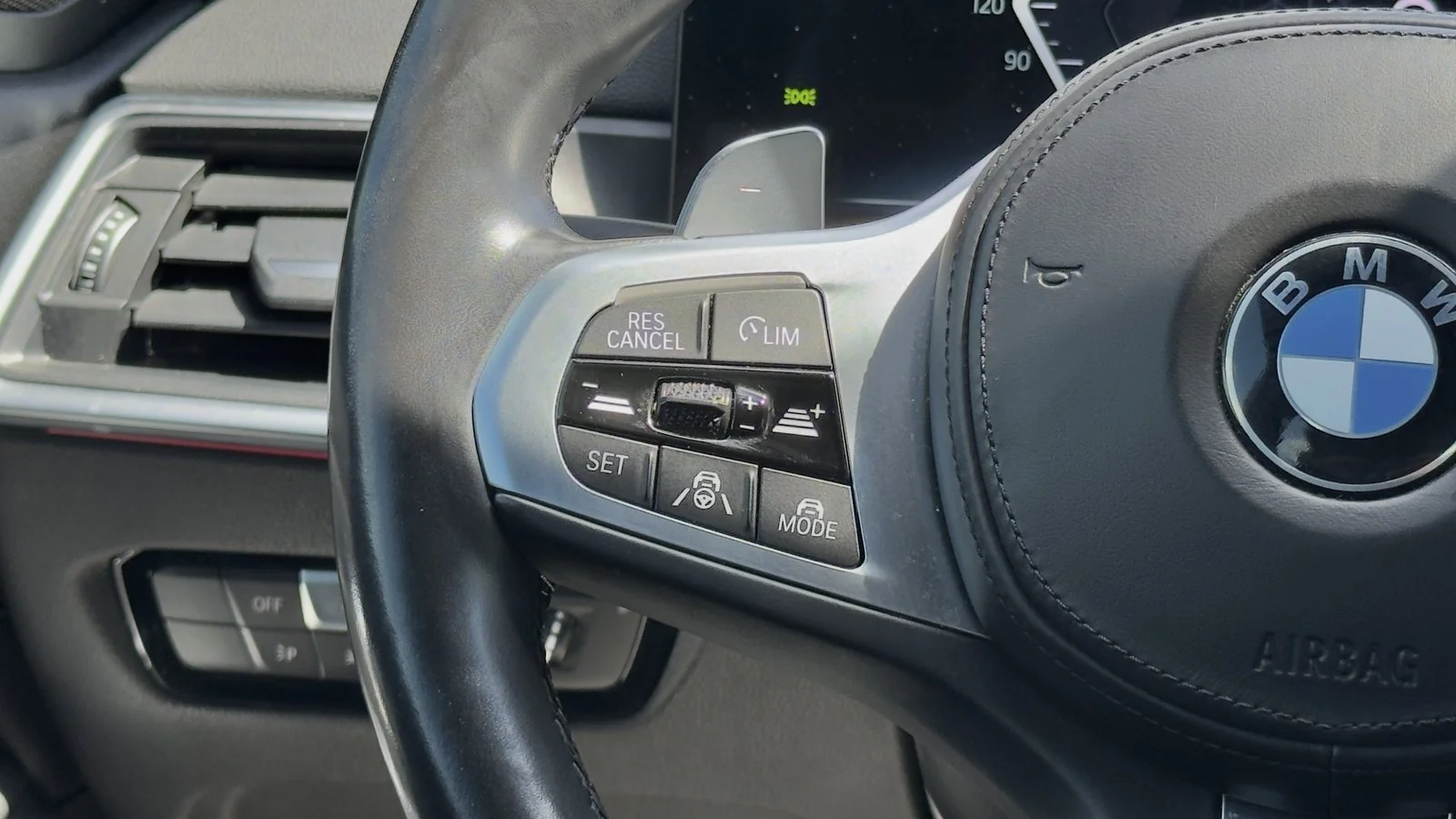 2023 BMW 3-SERIES 330XI used Sedan thumbnail 26