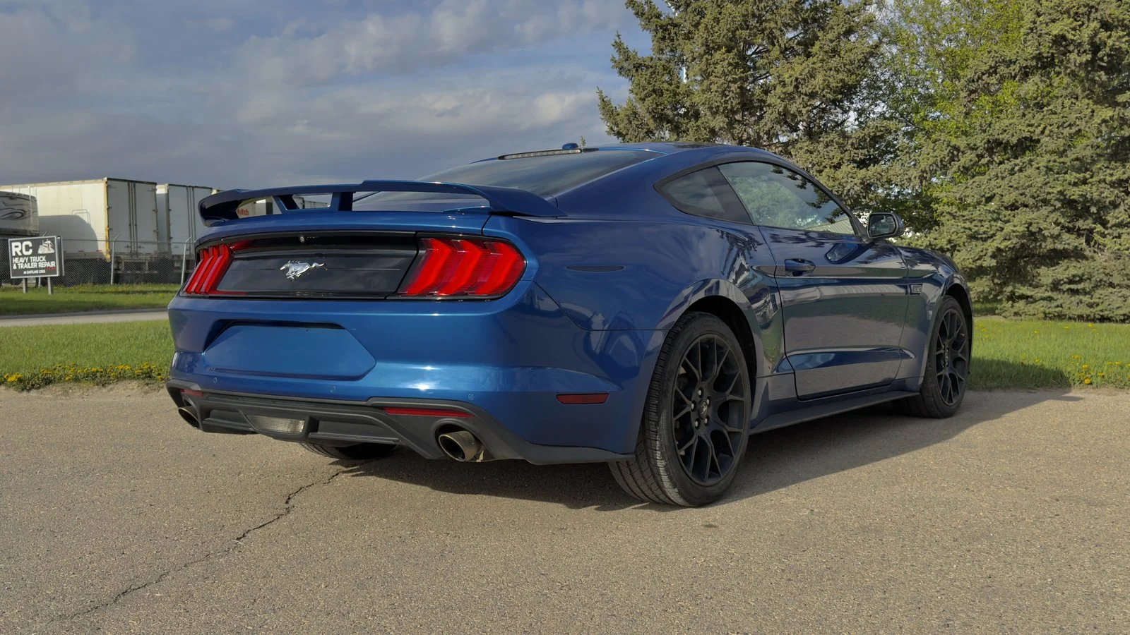 2018 Ford Mustang 2.3L High Performance used Coupe thumbnail 7