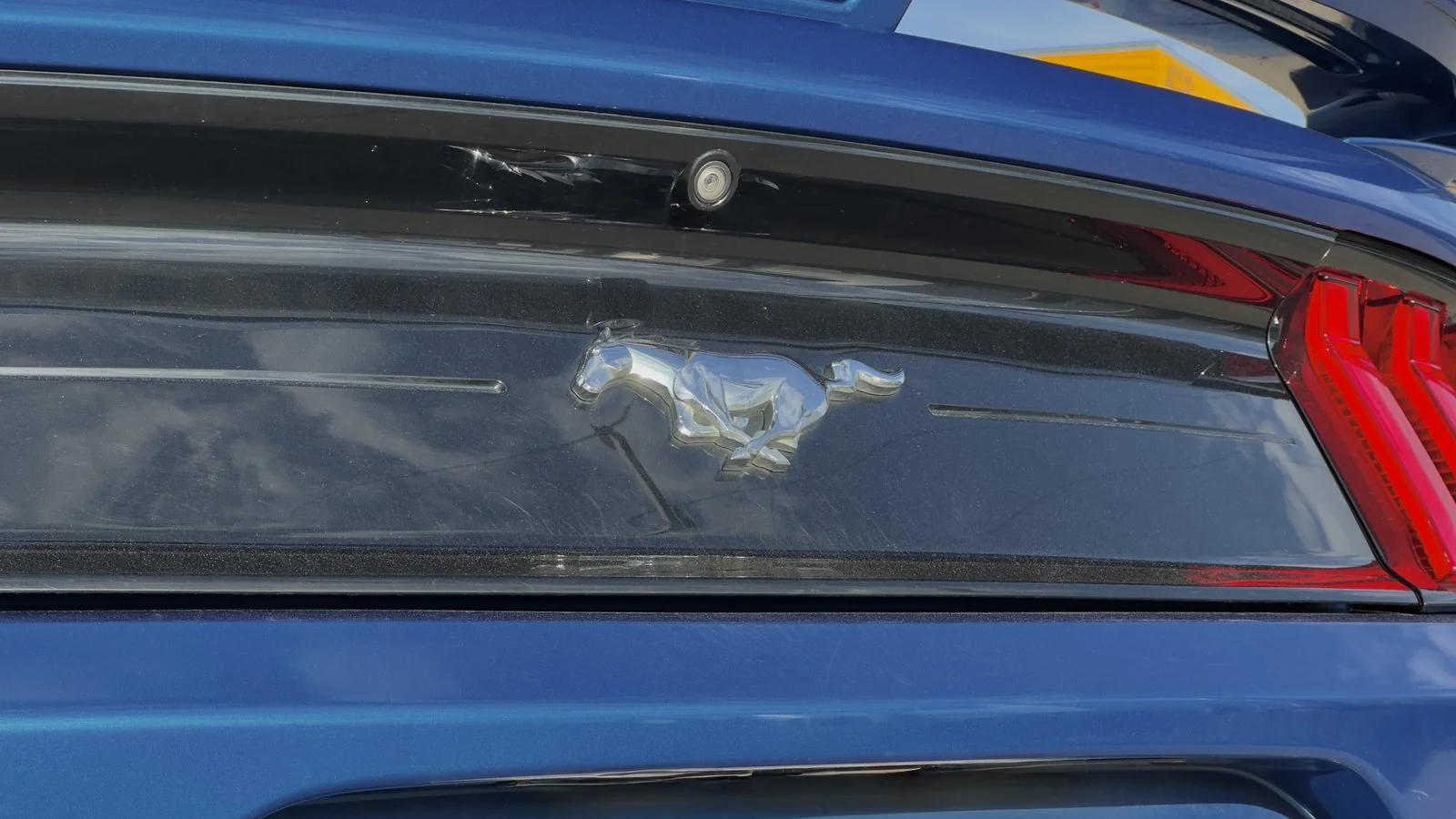 2018 Ford Mustang 2.3L High Performance used Coupe thumbnail 9