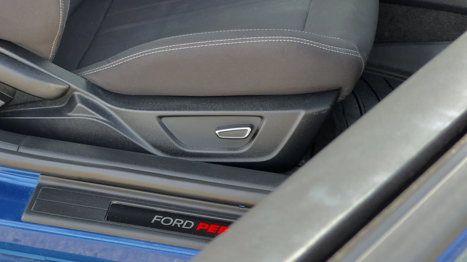 2018 Ford Mustang 2.3L High Performance used Coupe thumbnail 18