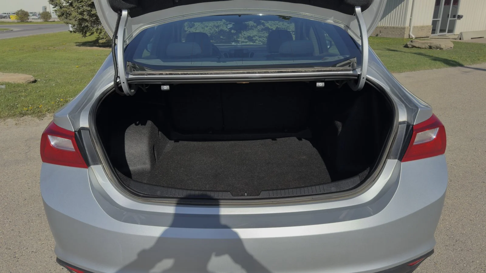 2020 Chevrolet Malibu LS used Sedan thumbnail 16