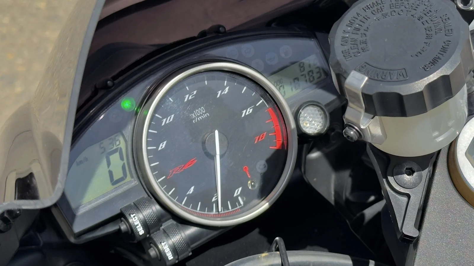 2014 Yamaha YZF-R6 used Motorcycle thumbnail 16