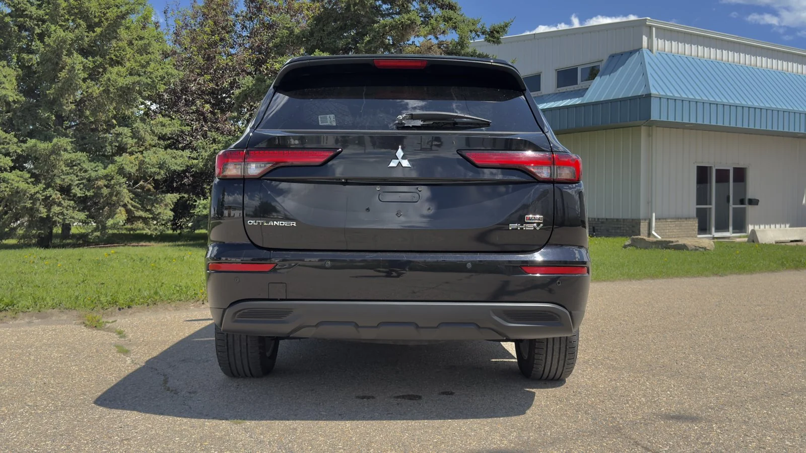 2023 Mitsubishi Outlander PHEV ES used SUV thumbnail 6