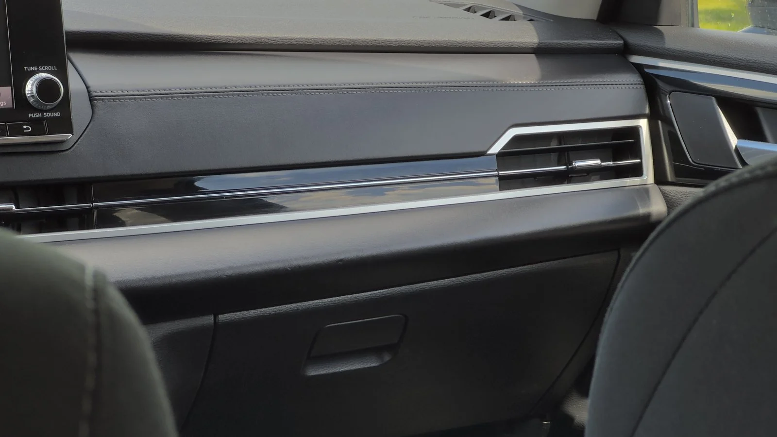 2023 Mitsubishi Outlander PHEV ES used SUV thumbnail 23