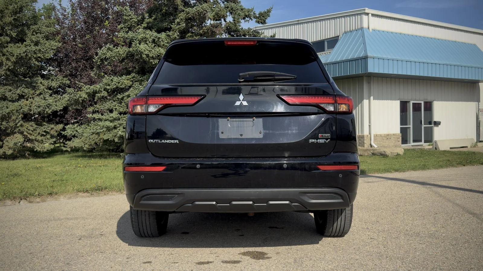 2023 Mitsubishi Outlander ES-PHEV used SUV thumbnail 6