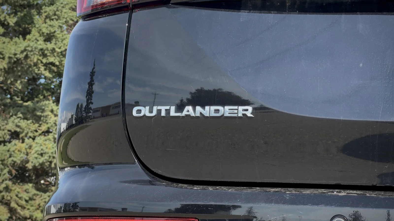 2023 Mitsubishi Outlander ES-PHEV used SUV thumbnail 9