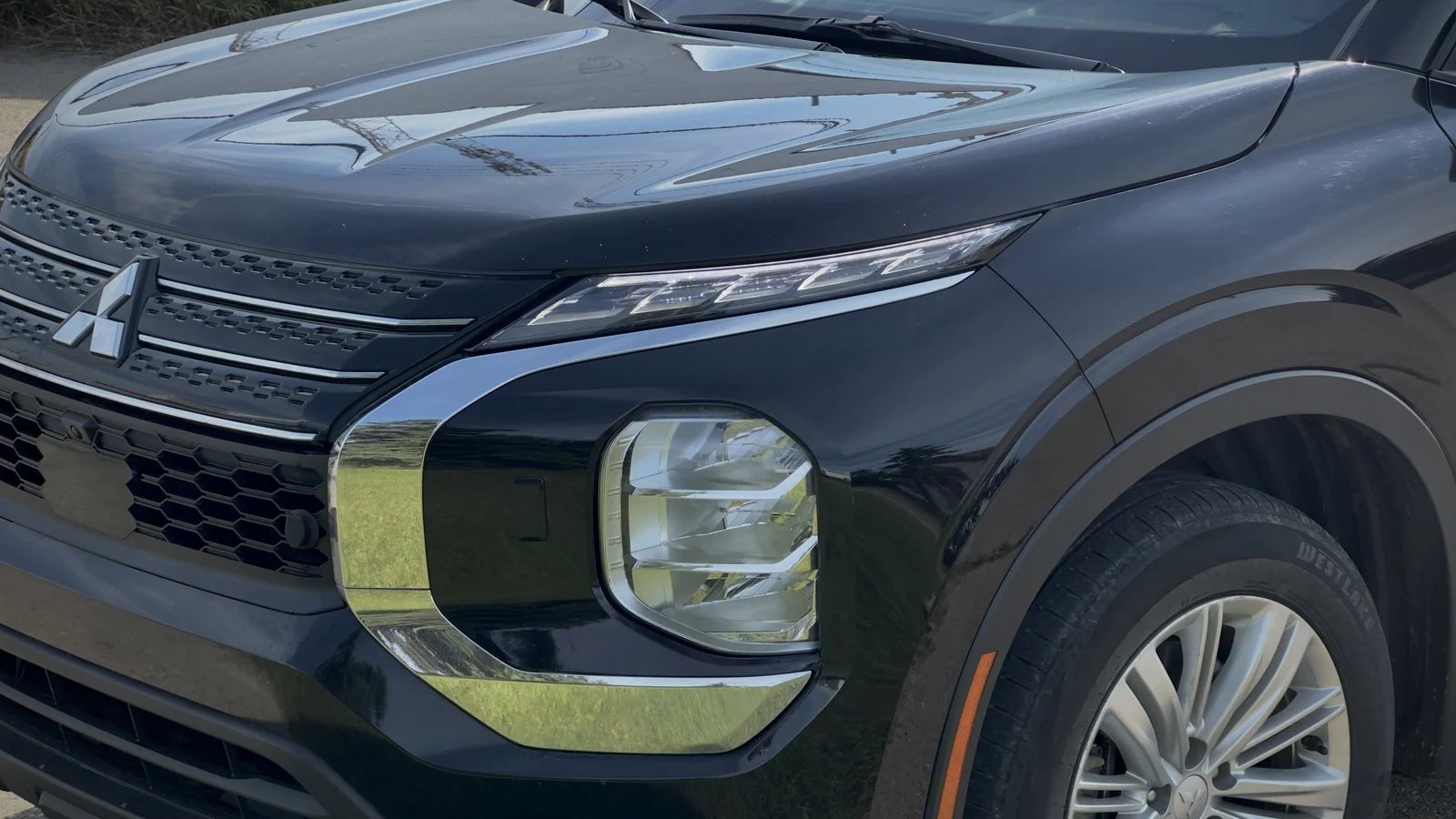 2023 Mitsubishi Outlander ES-PHEV used SUV thumbnail 12