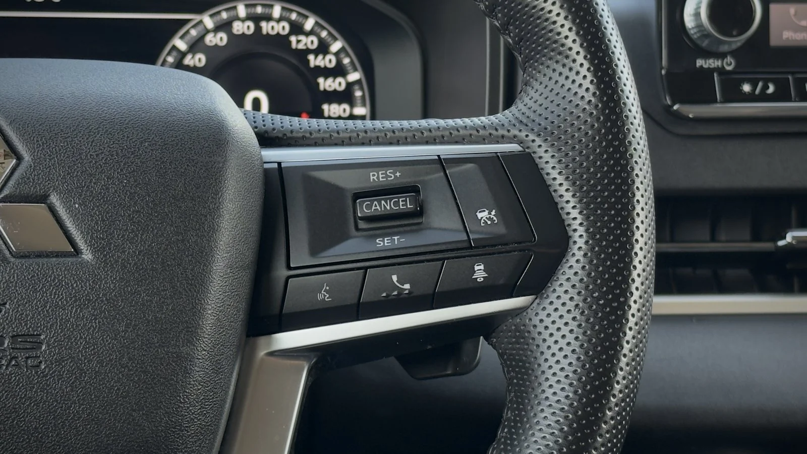 2023 Mitsubishi Outlander ES-PHEV used SUV thumbnail 23