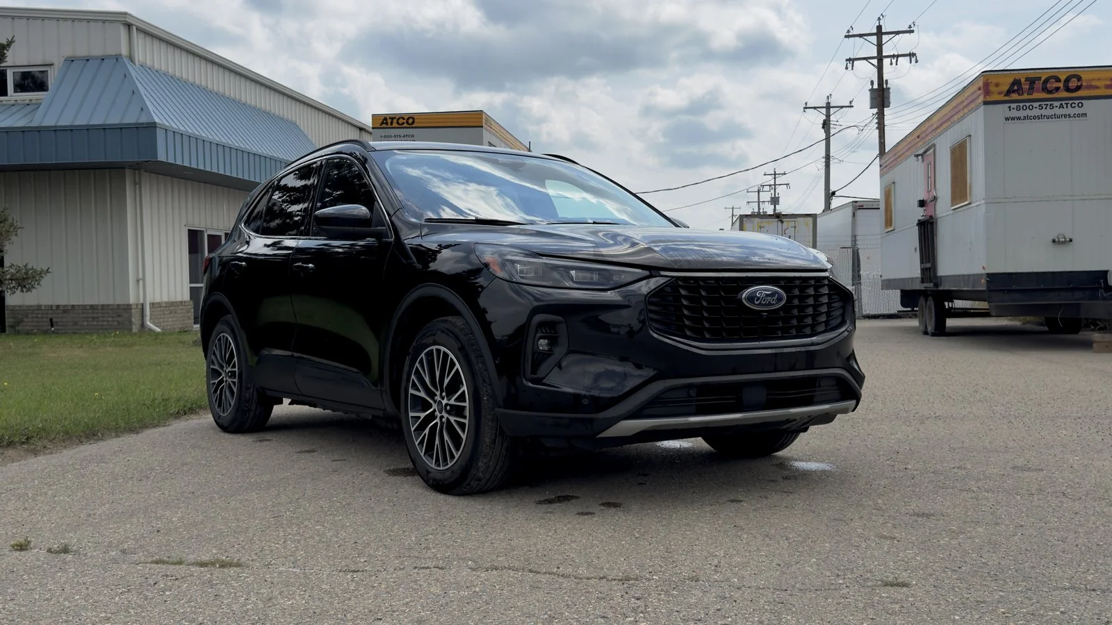 2023 Ford Escape PHEV used SUV thumbnail 3