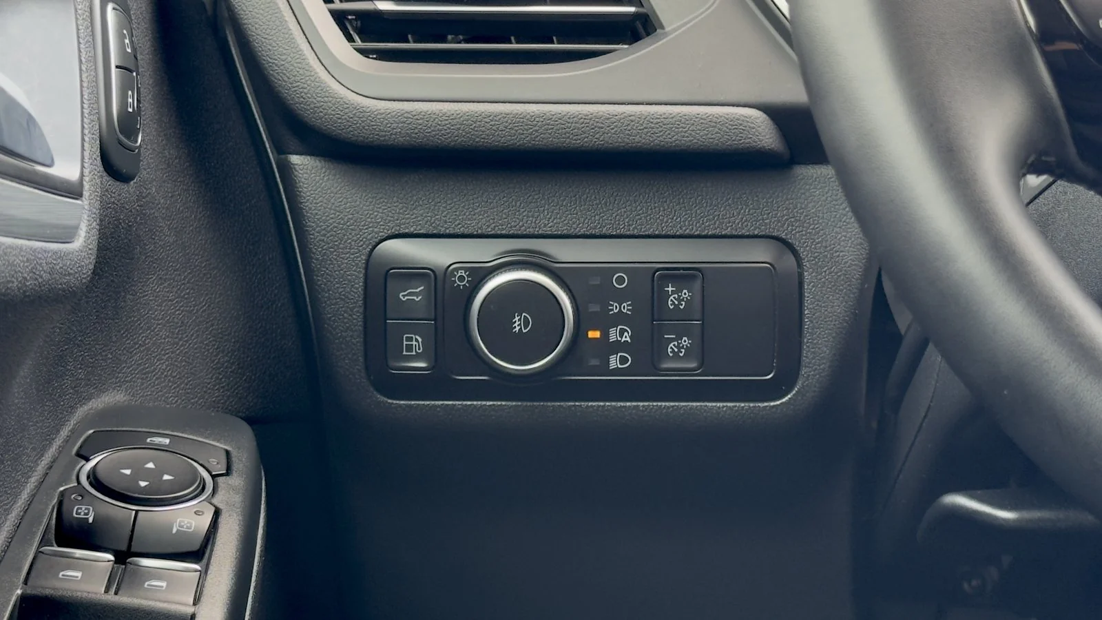2023 Ford Escape PHEV used SUV thumbnail 27