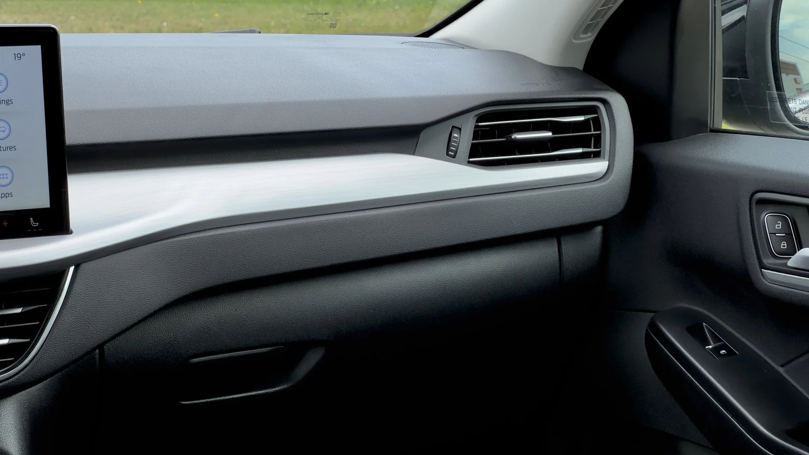 2023 Ford Escape PHEV used SUV thumbnail 30