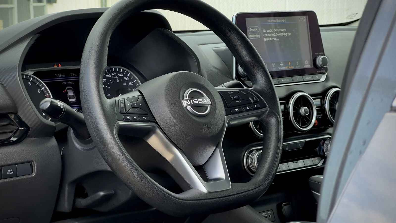 2024 Nissan Sentra SV used Sedan thumbnail 13