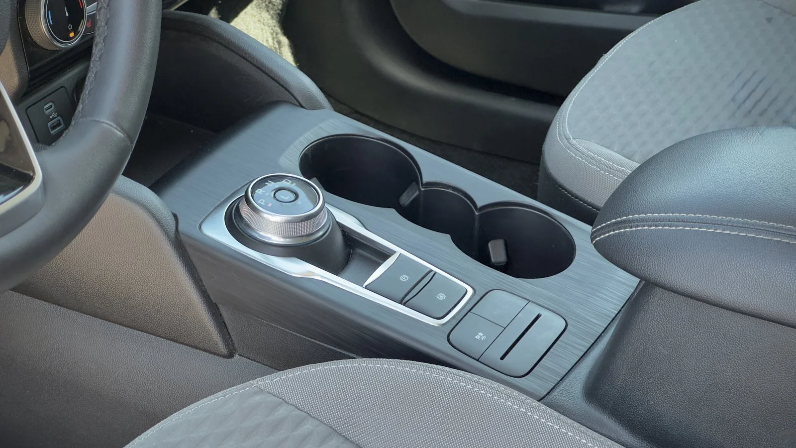2022 Ford Escape Hybrid used SUV thumbnail 14