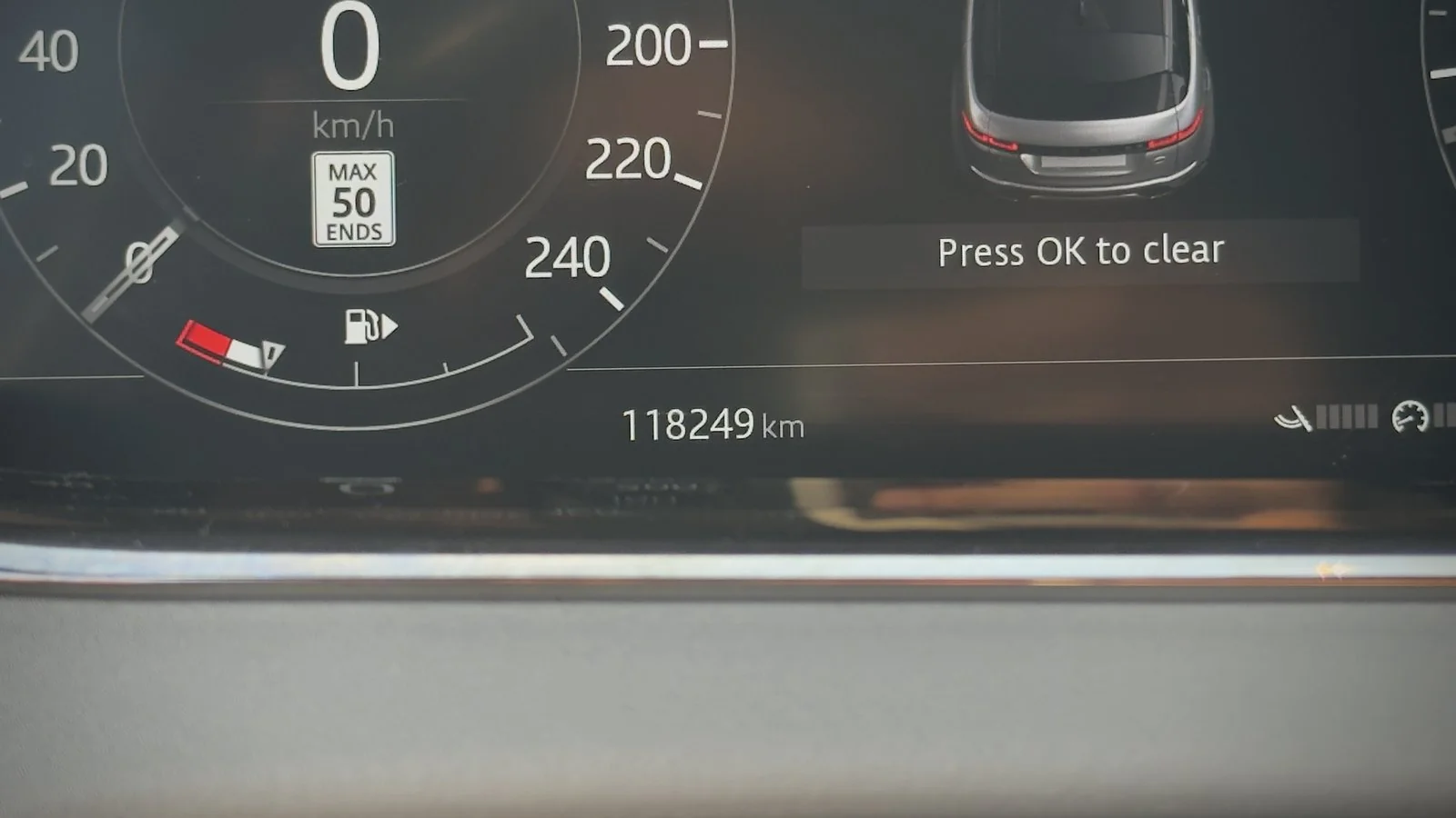 2020 Land Rover Range Rover Evoque P250 First Edition used SUV thumbnail 11