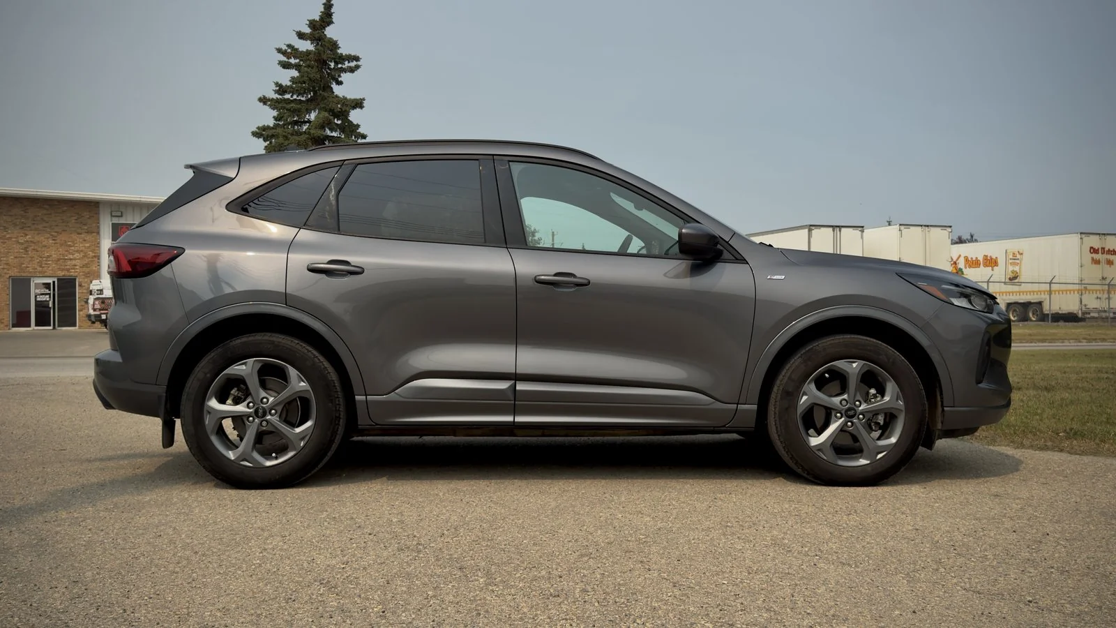 2024 Ford Escape Hybrid ST-Line used SUV thumbnail 8