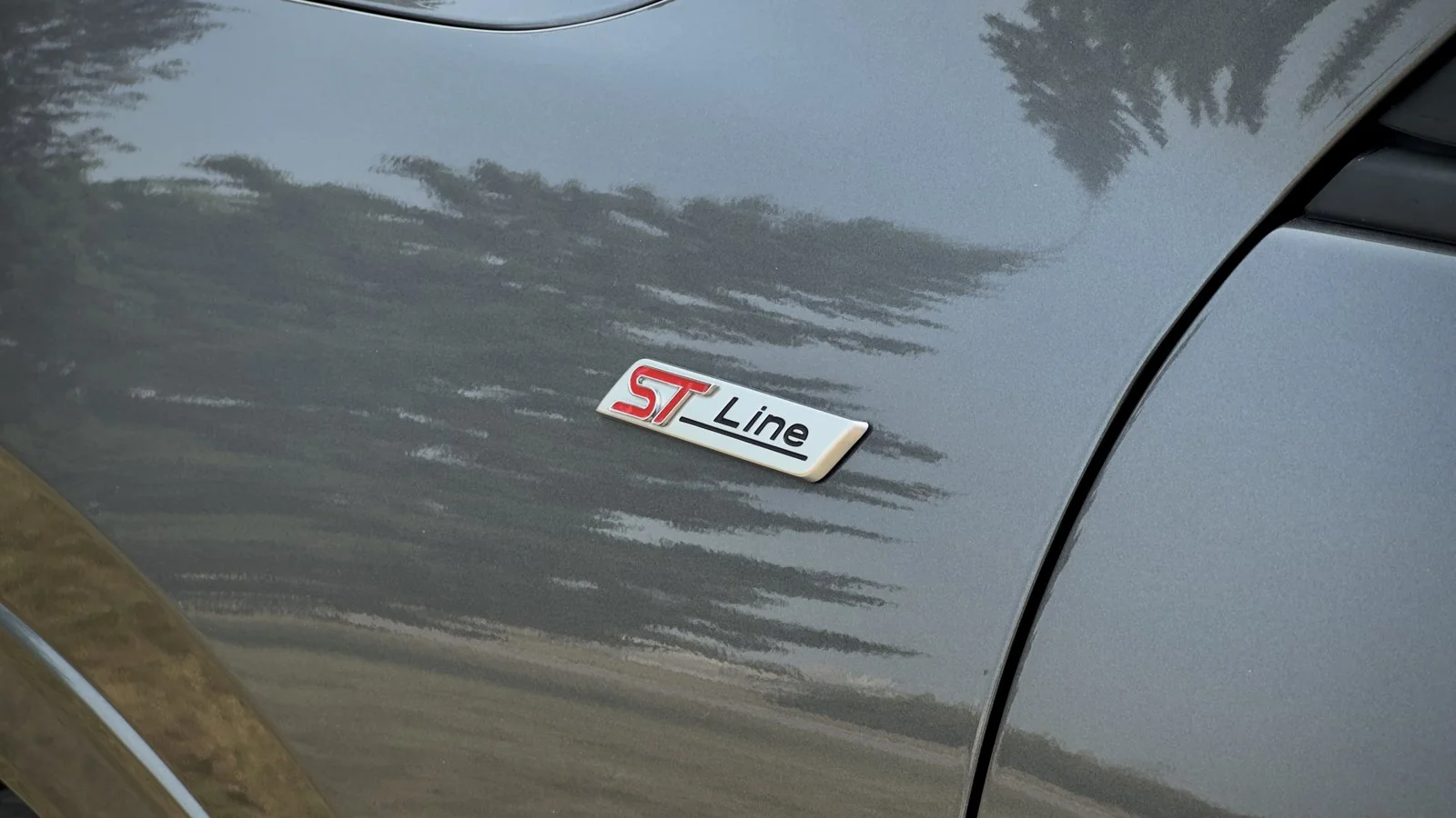 2024 Ford Escape Hybrid ST-Line used SUV thumbnail 11