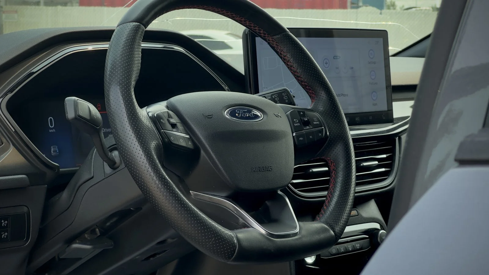 2024 Ford Escape Hybrid ST-Line used SUV thumbnail 13