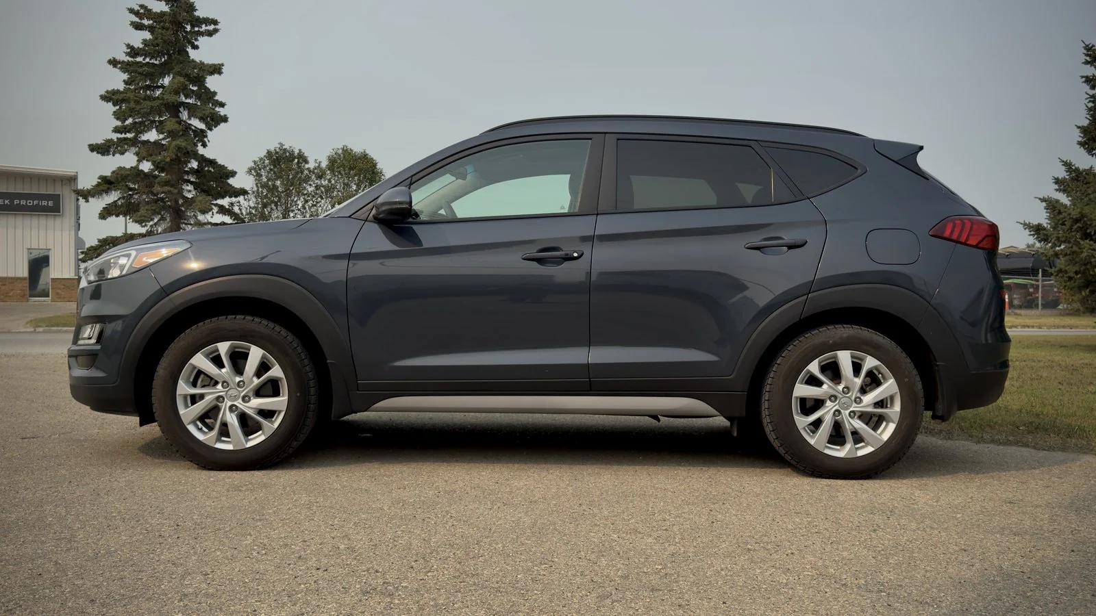 2021 Hyundai Tucson Preferred w/Sun&Leather used SUV thumbnail 4