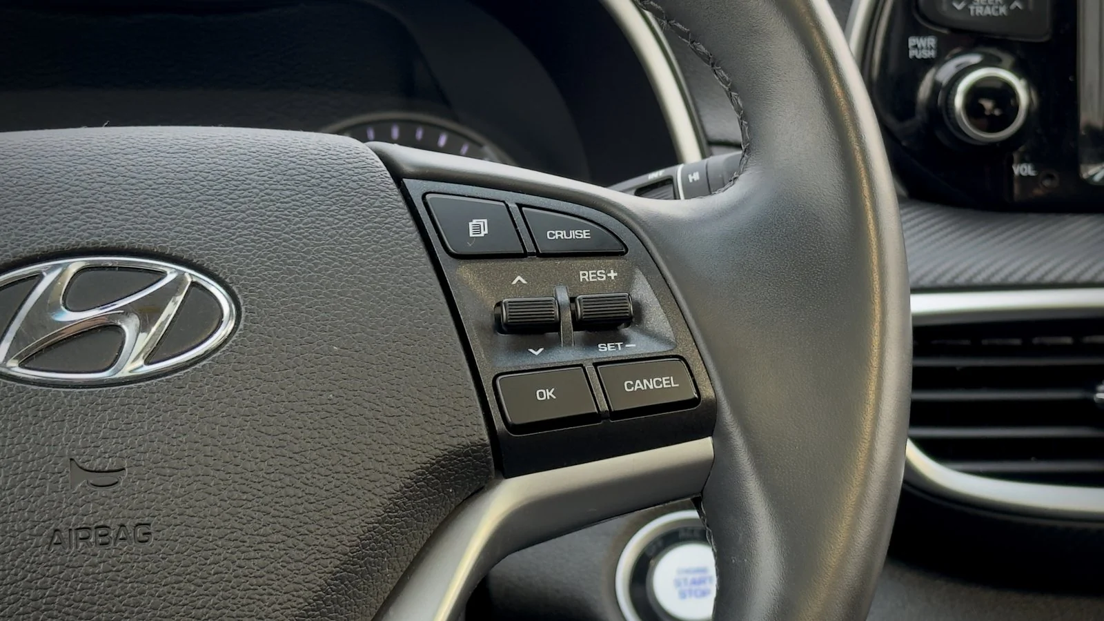 2021 Hyundai Tucson Preferred w/Sun&Leather used SUV thumbnail 23