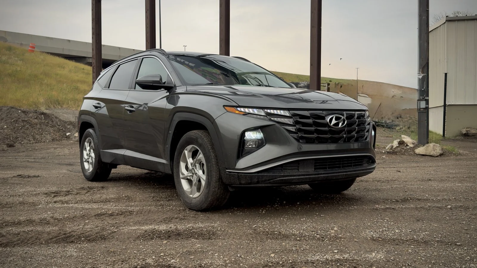2023 Hyundai Tucson Preferred used SUV thumbnail 3