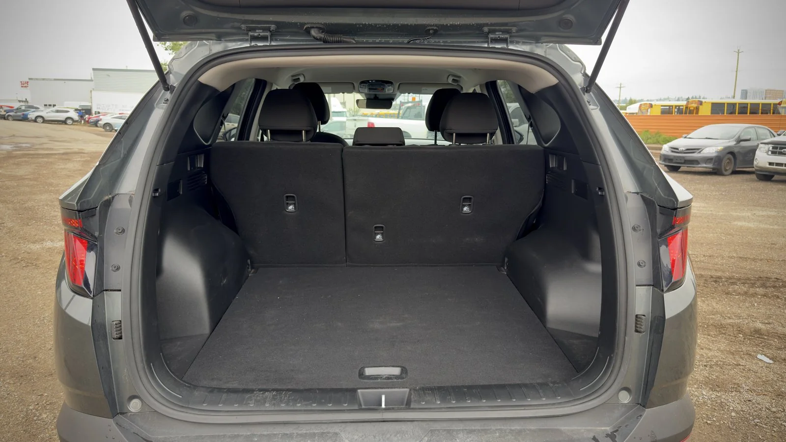 2023 Hyundai Tucson Preferred used SUV thumbnail 16