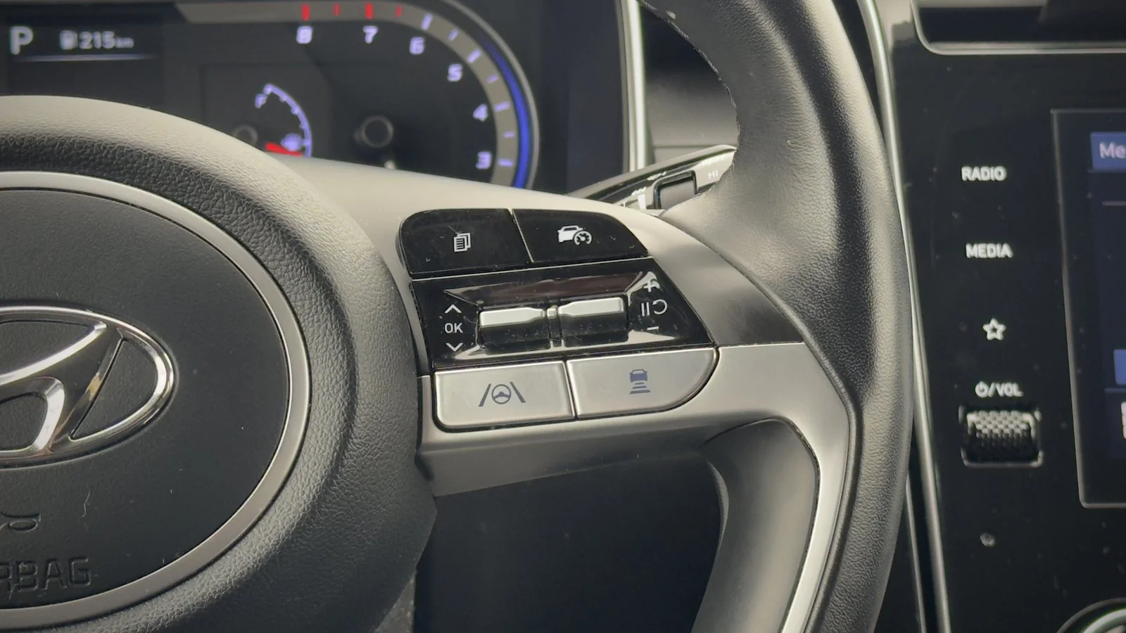 2023 Hyundai Tucson Preferred used SUV thumbnail 21