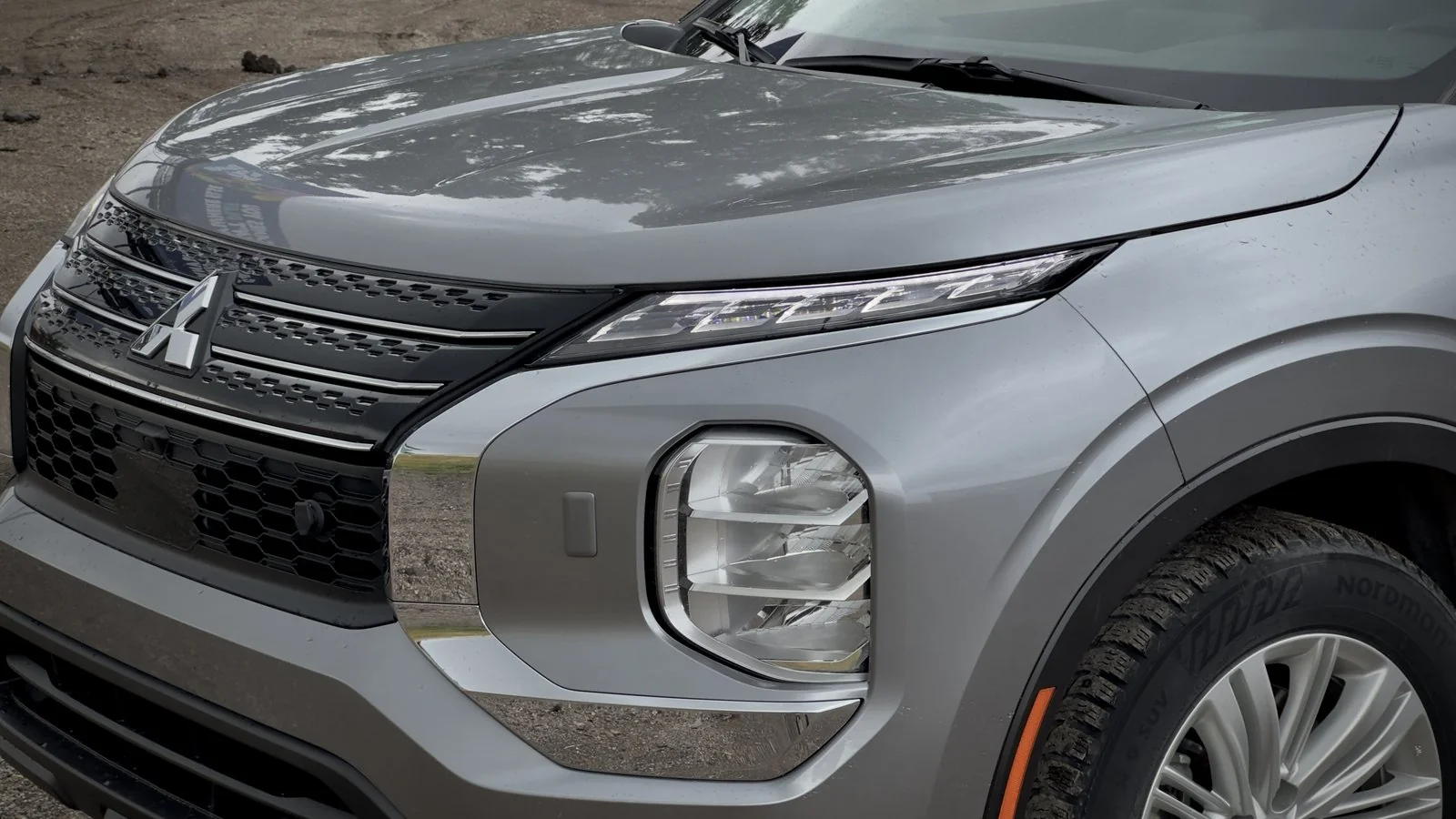 2023 Mitsubishi Outlander ES PHEV used SUV thumbnail 10