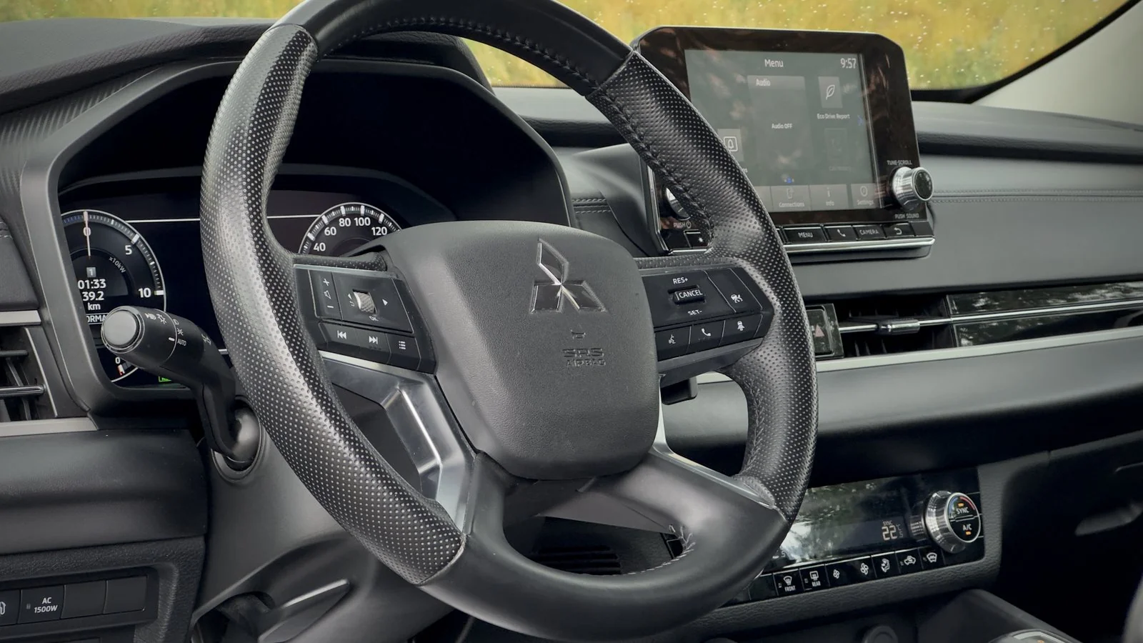 2023 Mitsubishi Outlander ES PHEV used SUV thumbnail 13