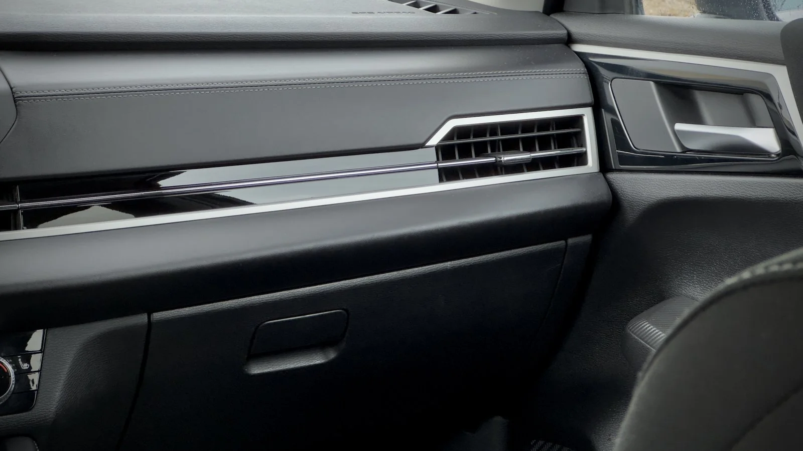 2023 Mitsubishi Outlander ES PHEV used SUV thumbnail 27