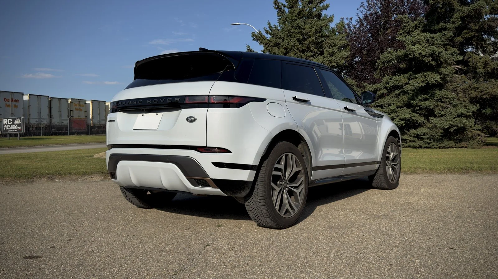 2020 Land Rover Range Rover Evoque P250 First Edition used SUV thumbnail 7