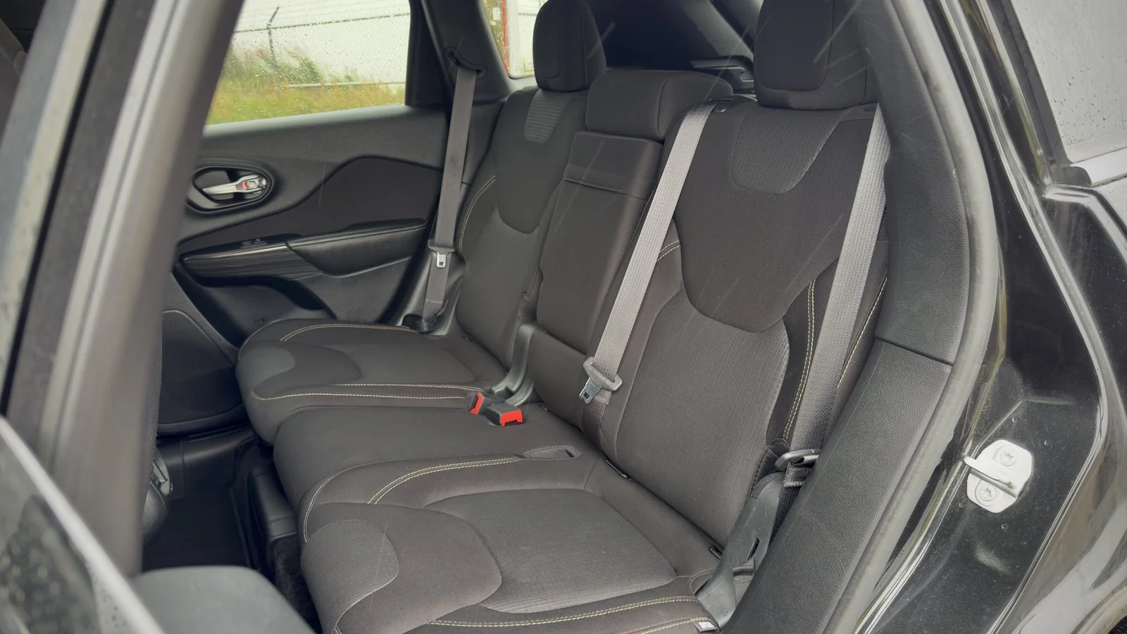 2016 Jeep Cherokee North used SUV thumbnail 15