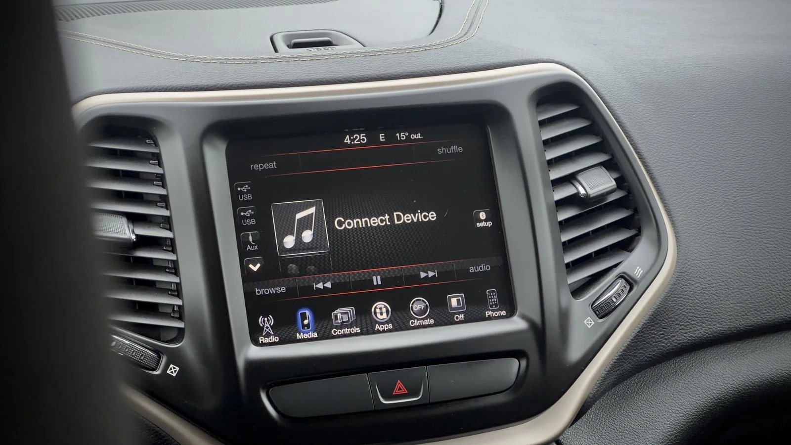 2016 Jeep Cherokee North used SUV thumbnail 24